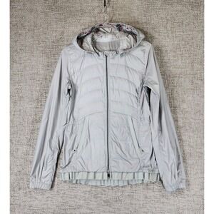 LULULEMON Spring Fling Puffy Down Windbreak Jacket Womens 8 Silver Spoon